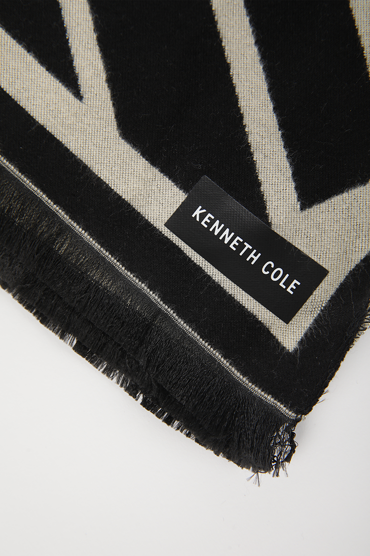 Graphic Jacquard Scarf