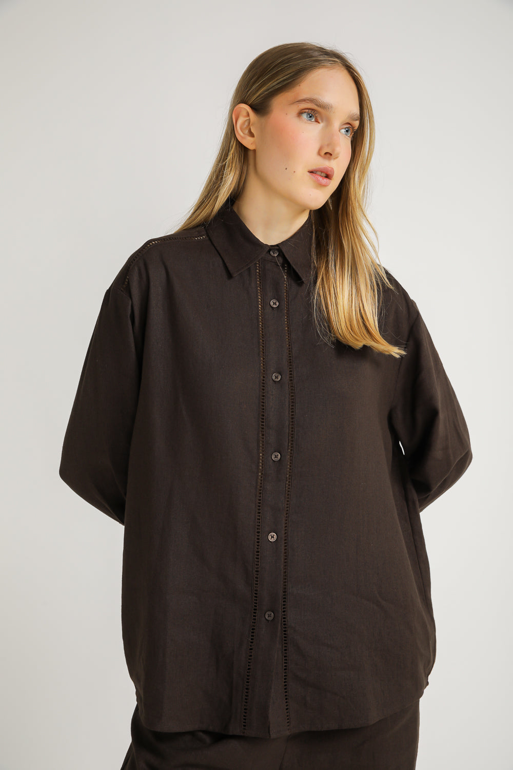 Buttoned Shirt with Lace Finish