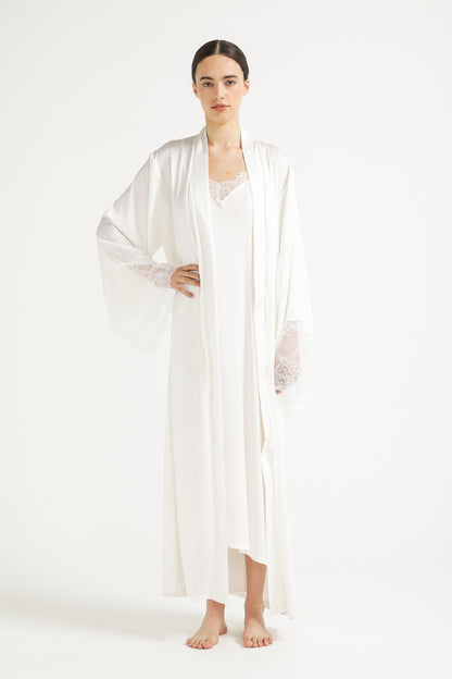 Lace Midi Robe with Slit