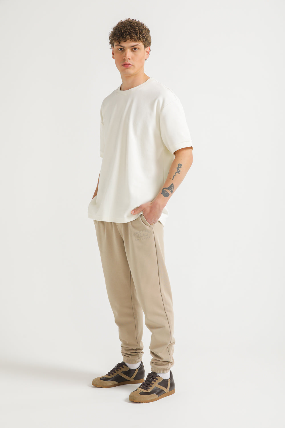 Diagonal Interlock Tee