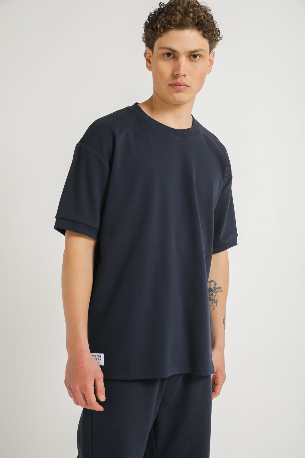 Diagonal Interlock Tee