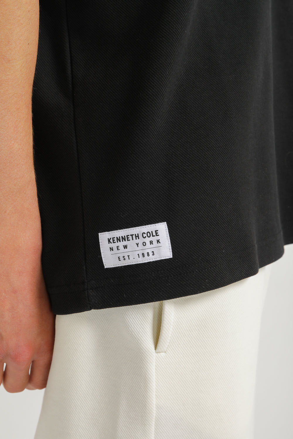 Diagonal Interlock Tee