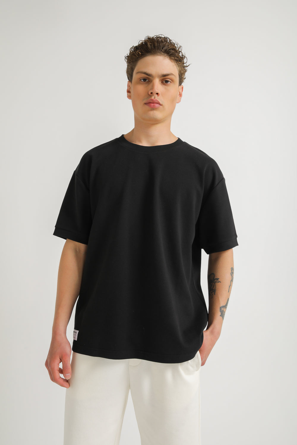 Diagonal Interlock Tee