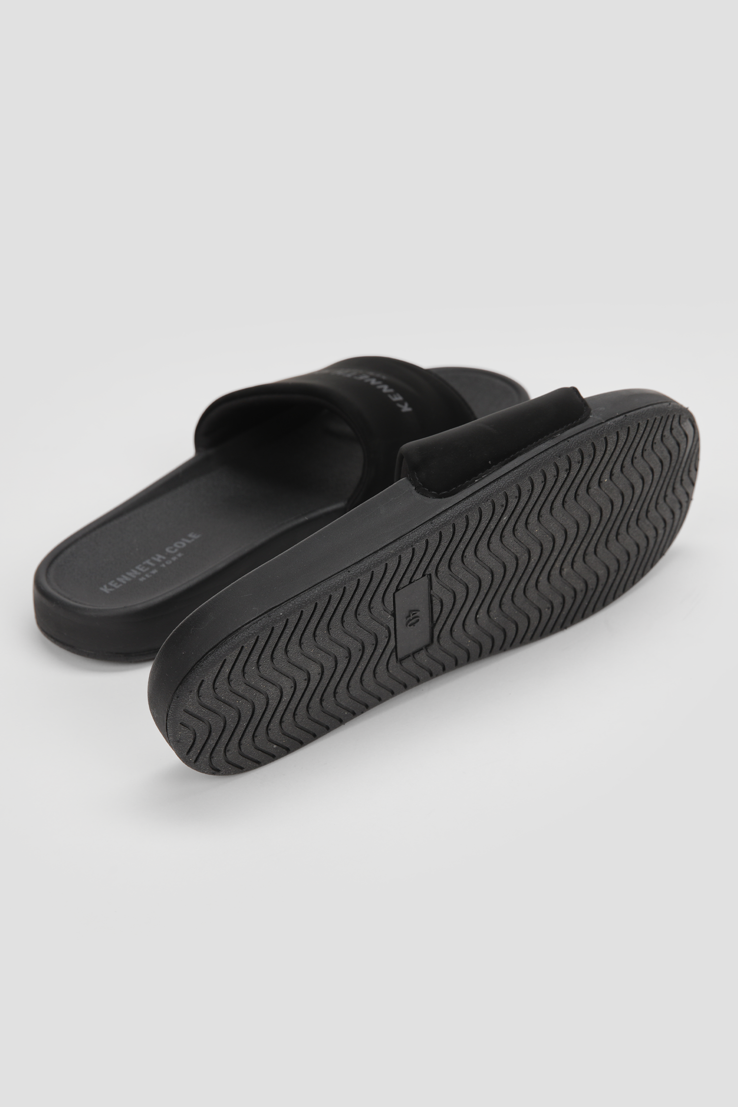 Logo Strap Slides