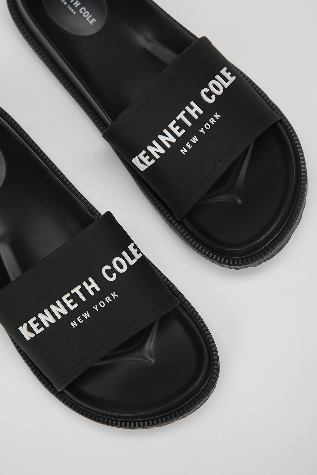Logo Strap Slide