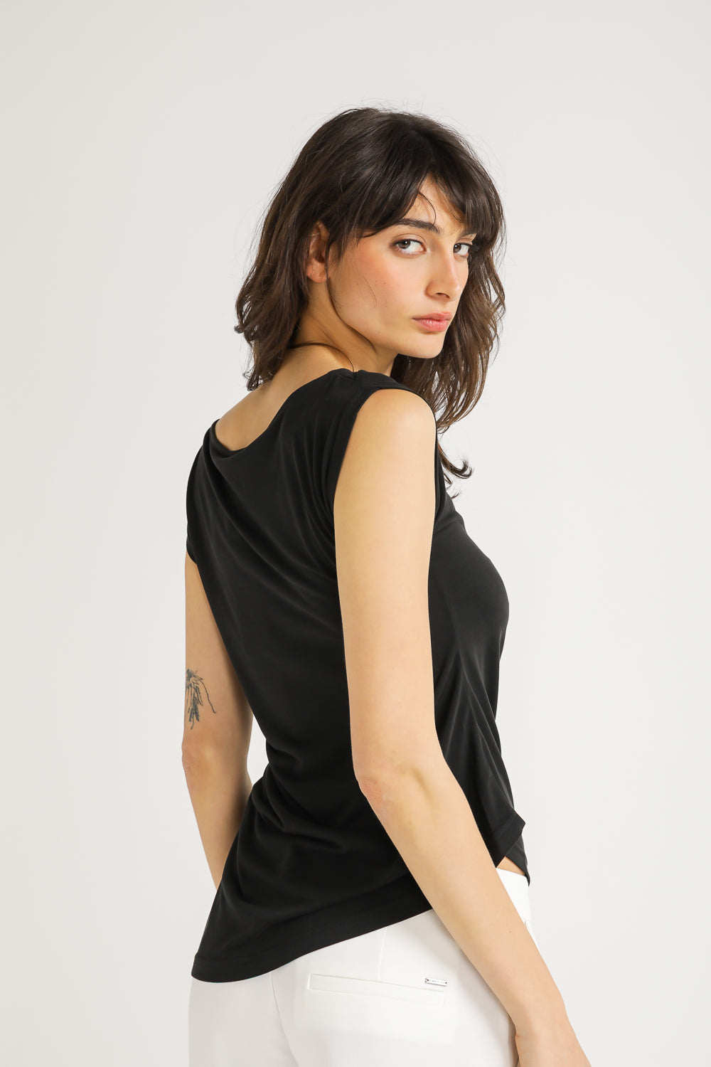 Asymmetric Ruched Top