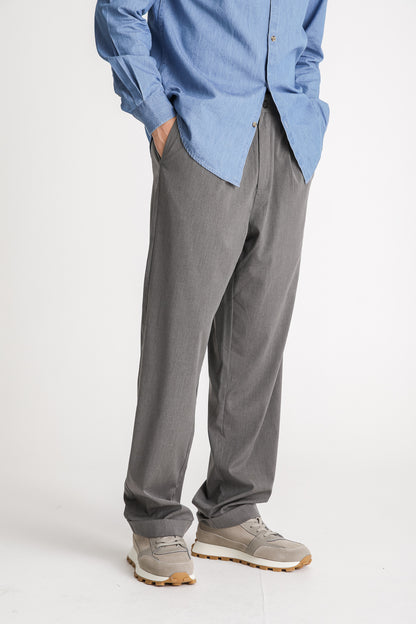 Pleated Tailored Pants