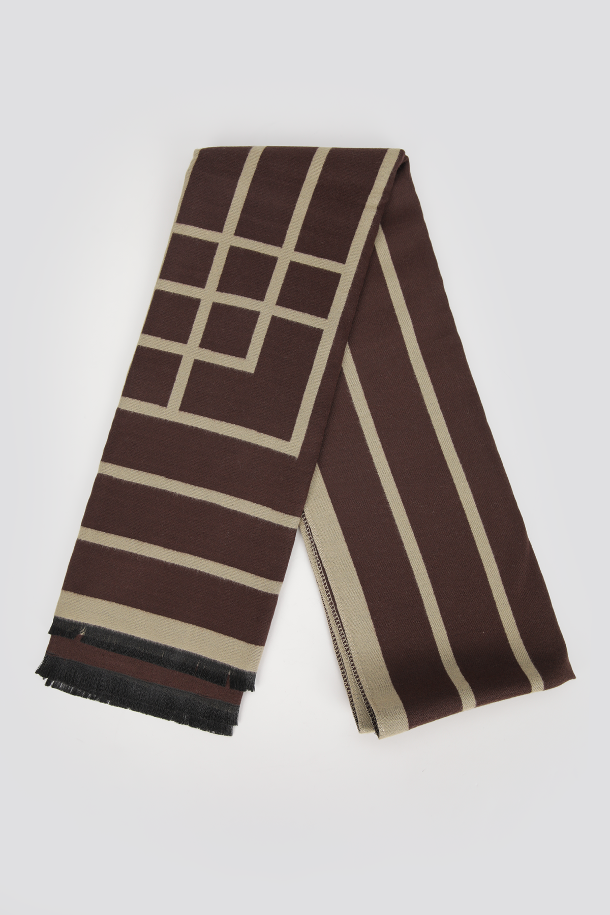 Geometric Print Scarf