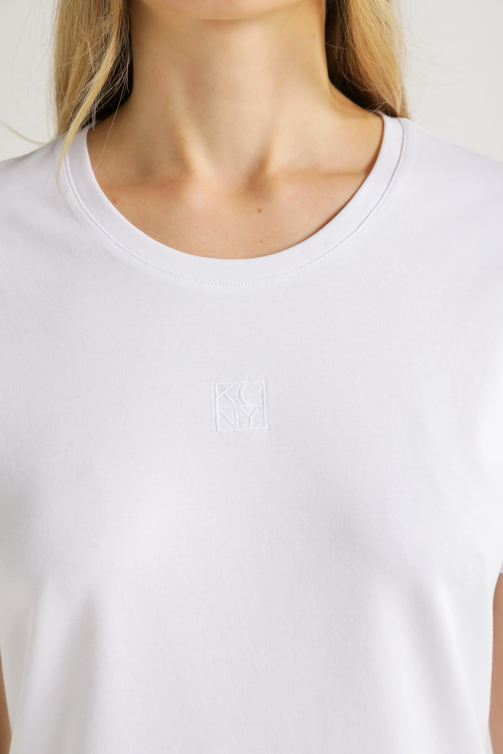 Essential Logo T Shirt