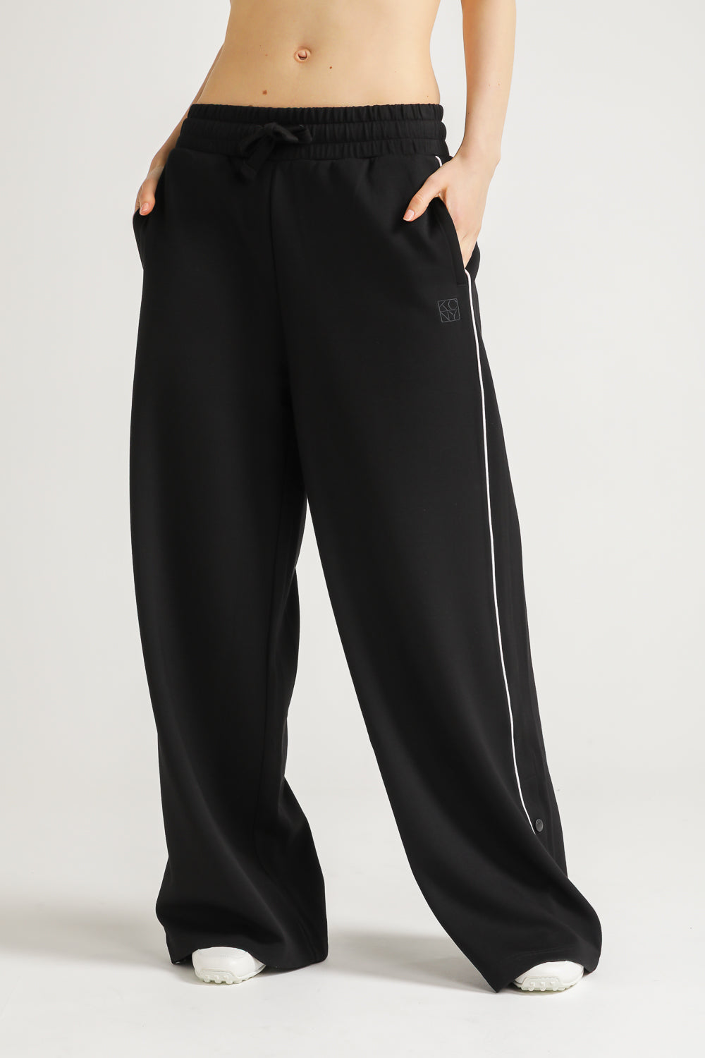 snap pants only 3 snap