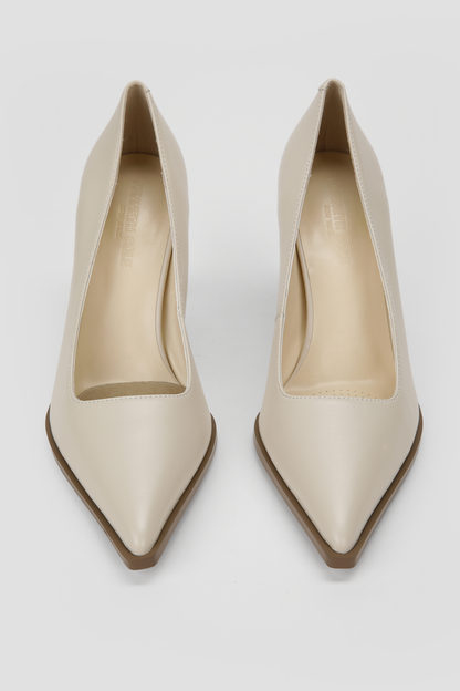 Pointed Toe Leather Pumps