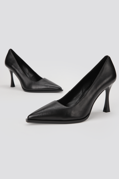 Pointed Toe Leather Pumps