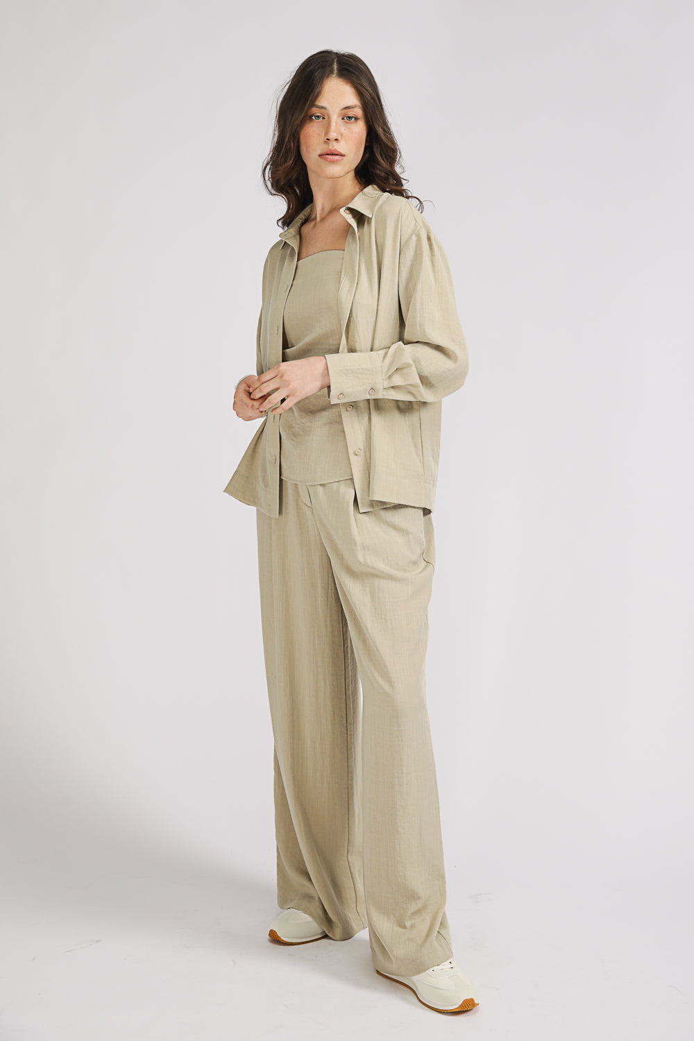 Long Sleeve Buttoned Shirt
