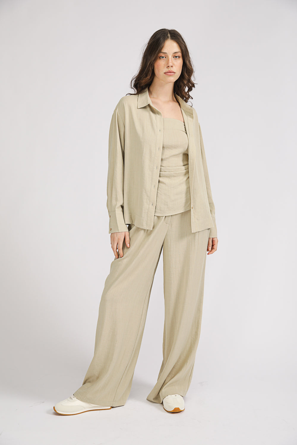 Long Sleeve Buttoned Shirt