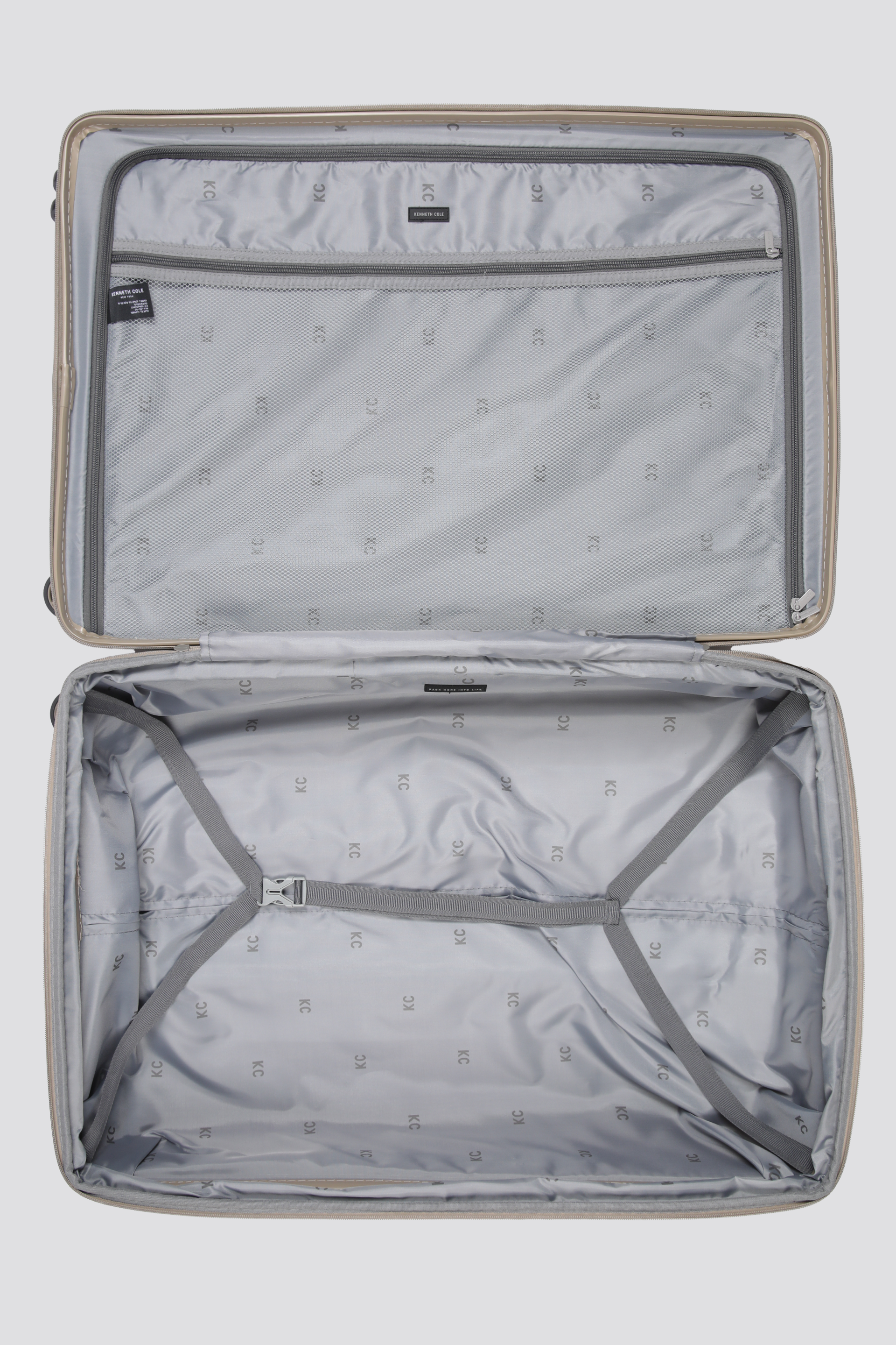 Medium Hard-Shell Suitcase, 25"