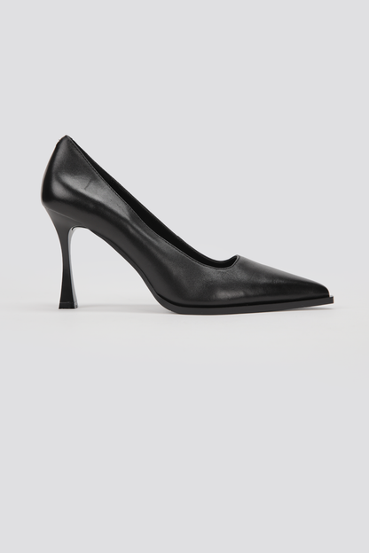 Pointed Toe Leather Pumps