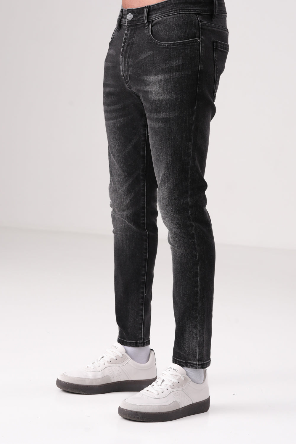 Washed Cropped Jeans