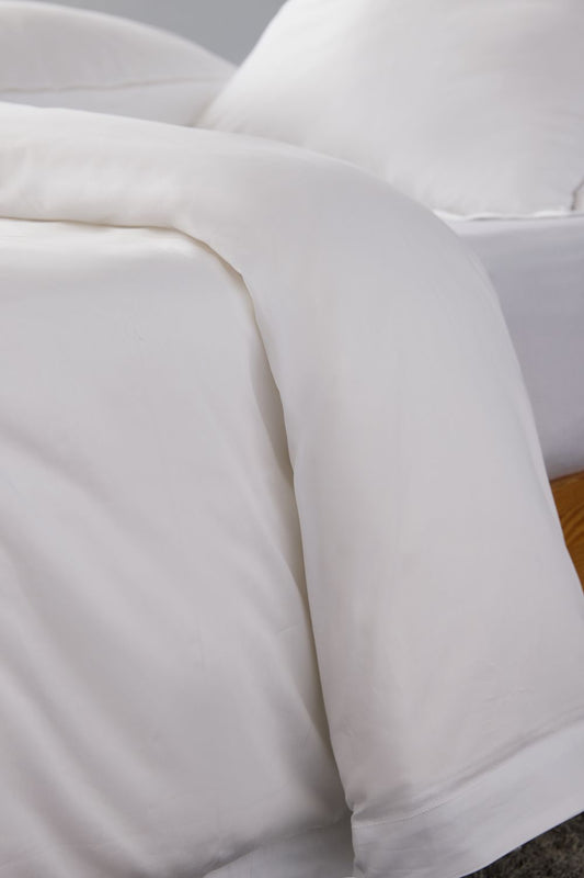 Sateen Duvet Cover with Signature Embroidery