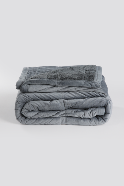  Dual Sided Fleece Throw Blanket