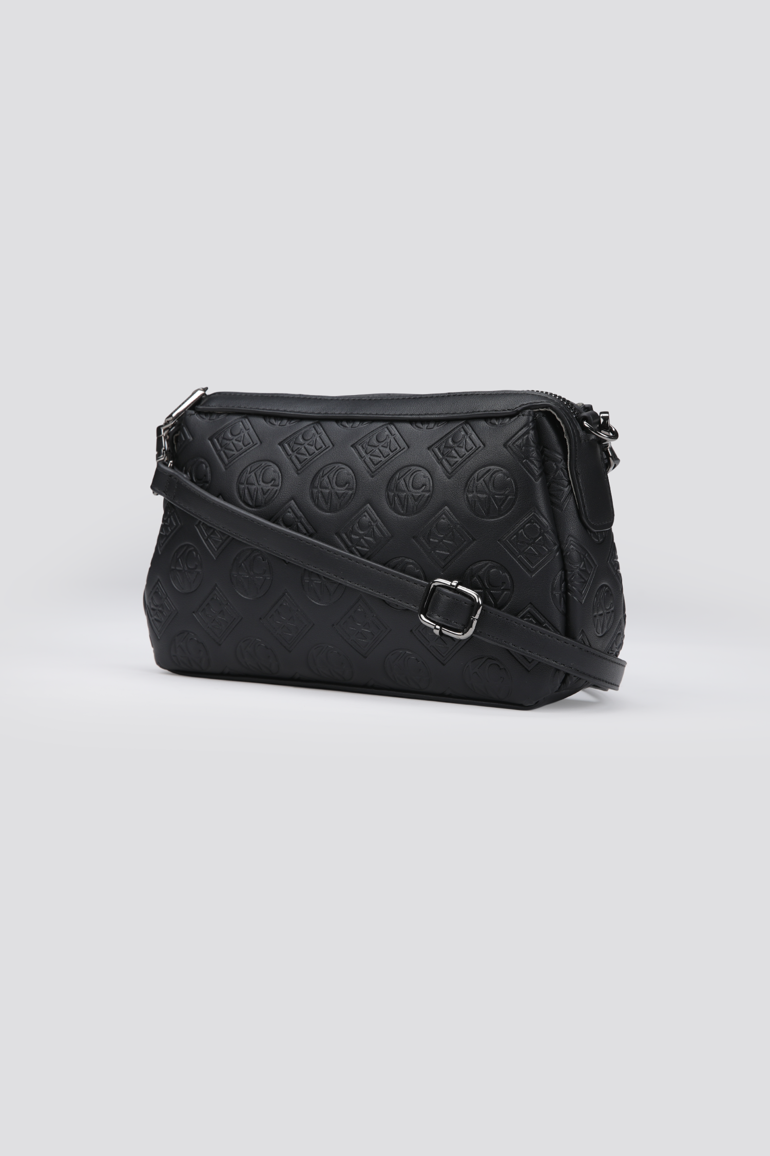 CROSSBODY
