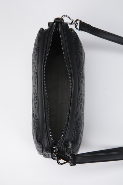 CROSSBODY