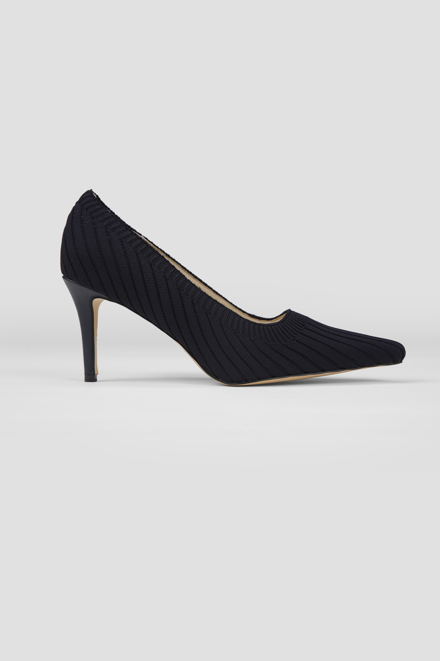 Pointed-Toe Knitted Heels