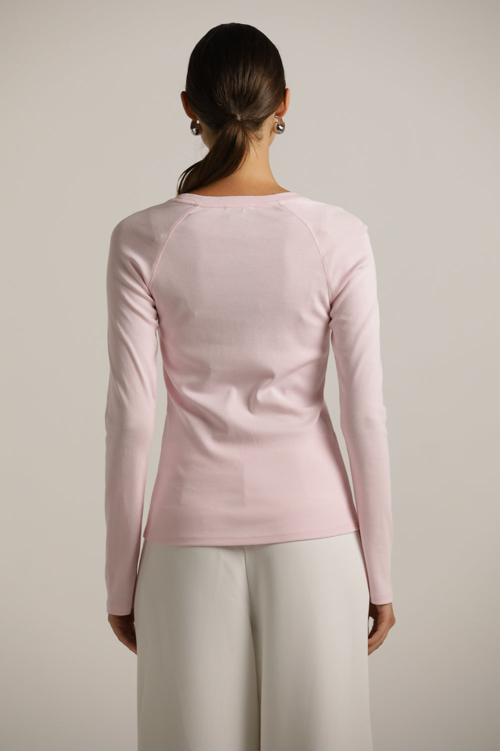 Fitted Long-Sleeve Raglan Top In Cotton