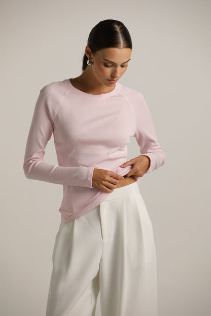 Fitted Long-Sleeve Raglan Top In Cotton