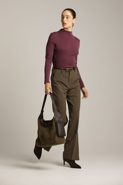 Fitted Basic Mock-Neck T-Shirt