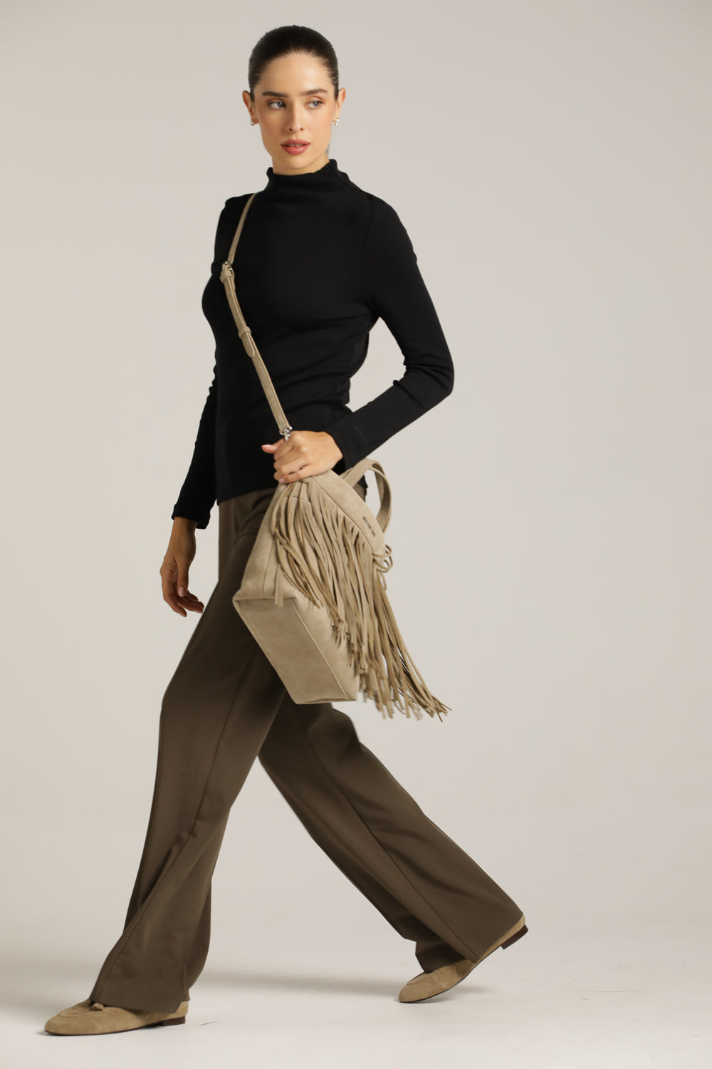 Fitted Basic Mock-Neck T-Shirt