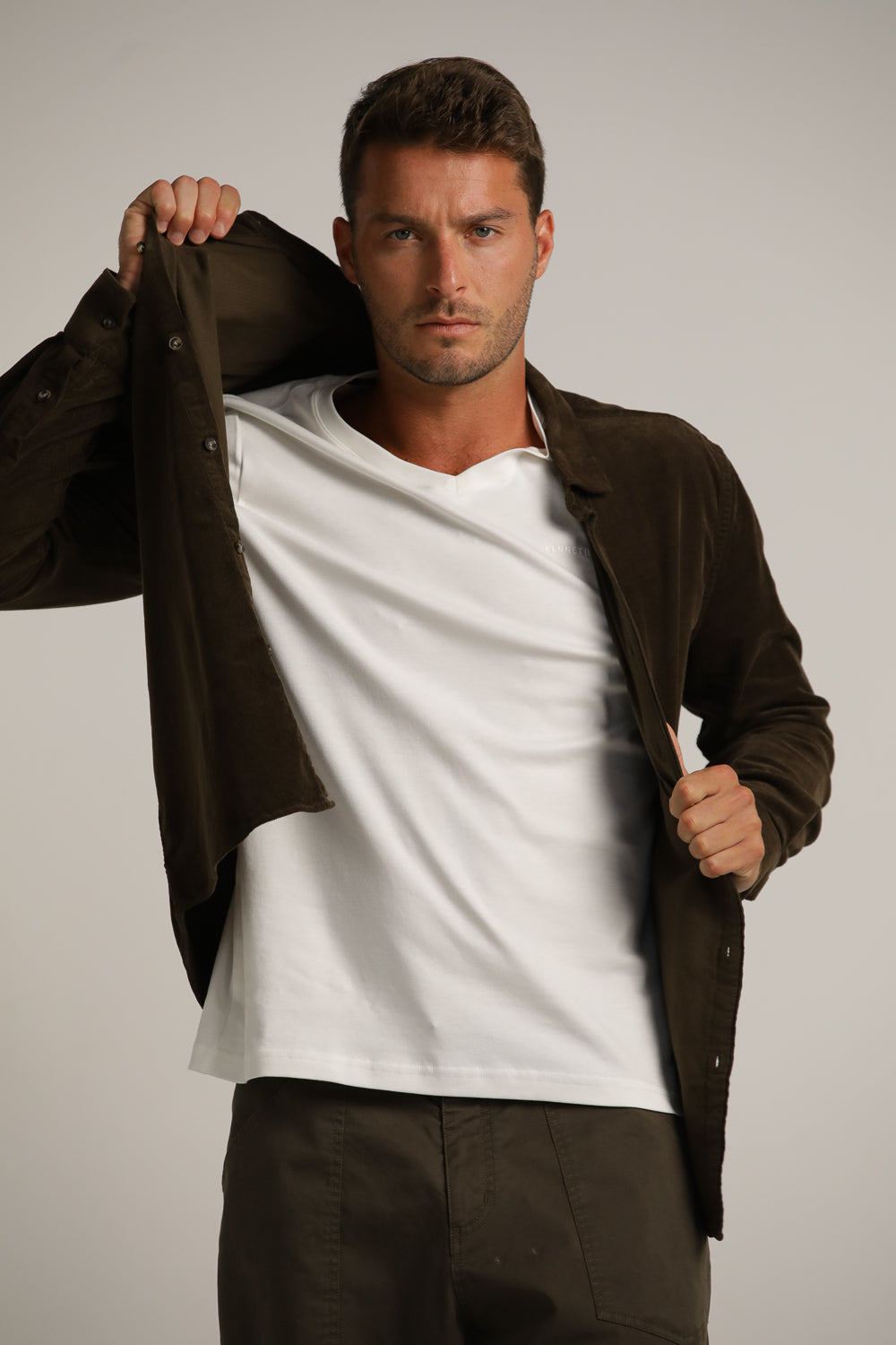 Men’S Button-Up Corduroy Shirt