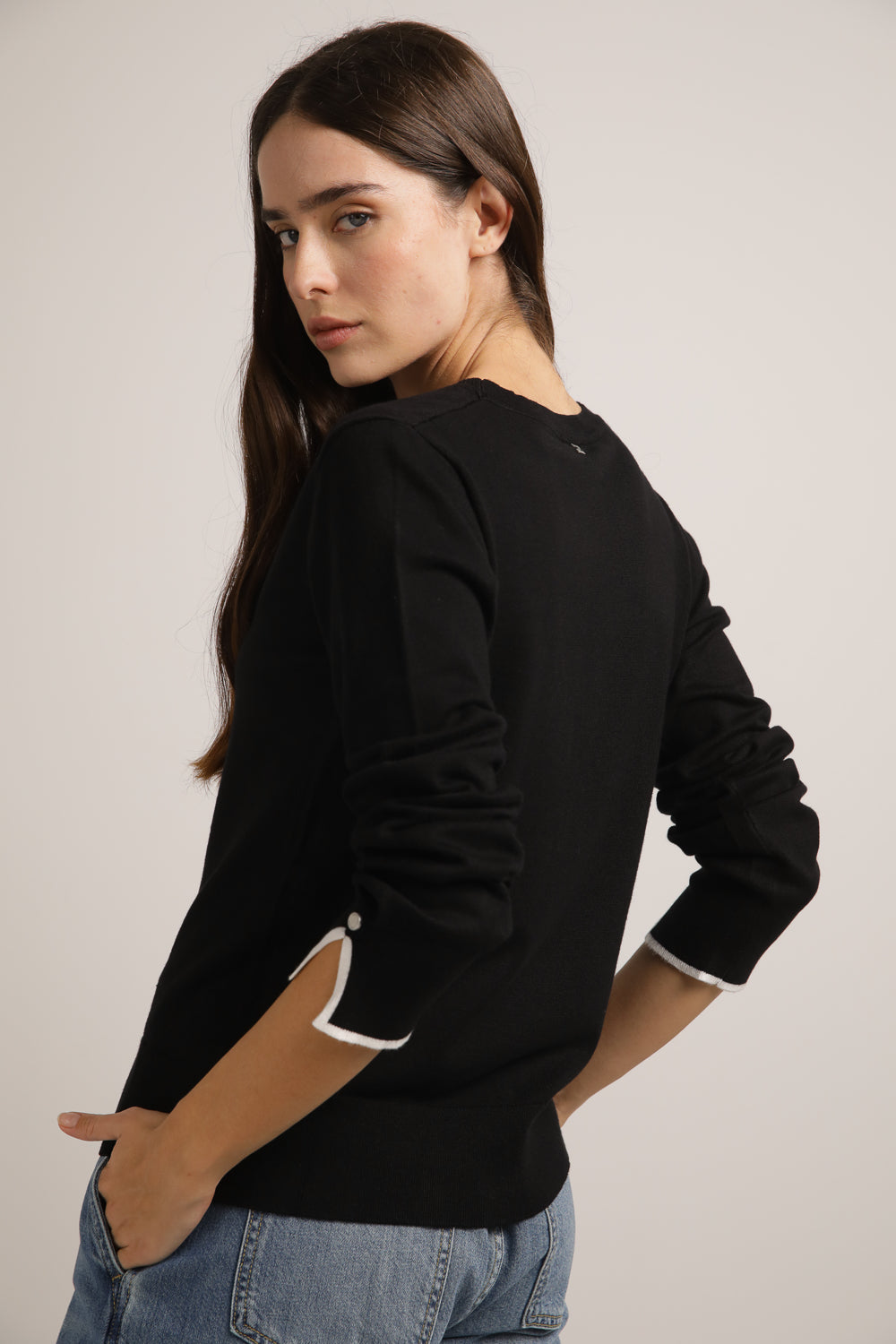 Fitted Cardigan Knit With V-Neck