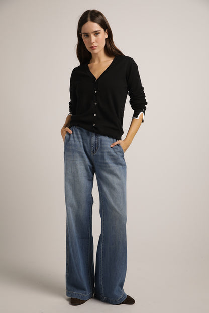 Fitted Cardigan Knit With V-Neck