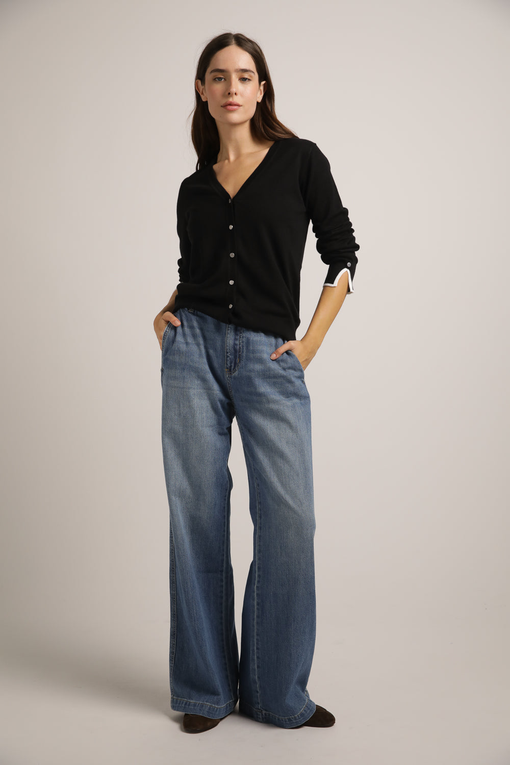 Fitted Cardigan Knit With V-Neck