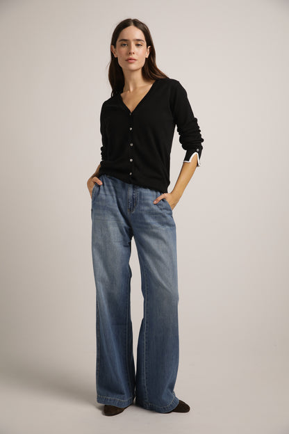 Fitted Cardigan Knit With V-Neck