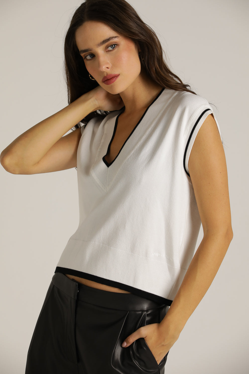 V-Neck Knitted Vest