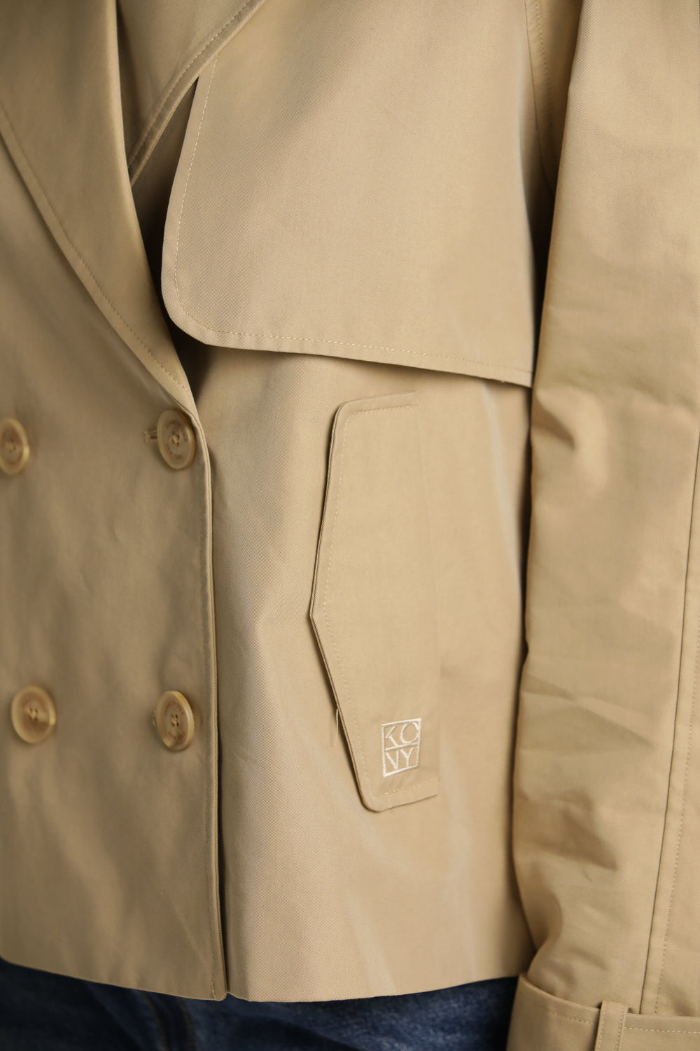 Short Trench Coat With Double-Breasted Buttons