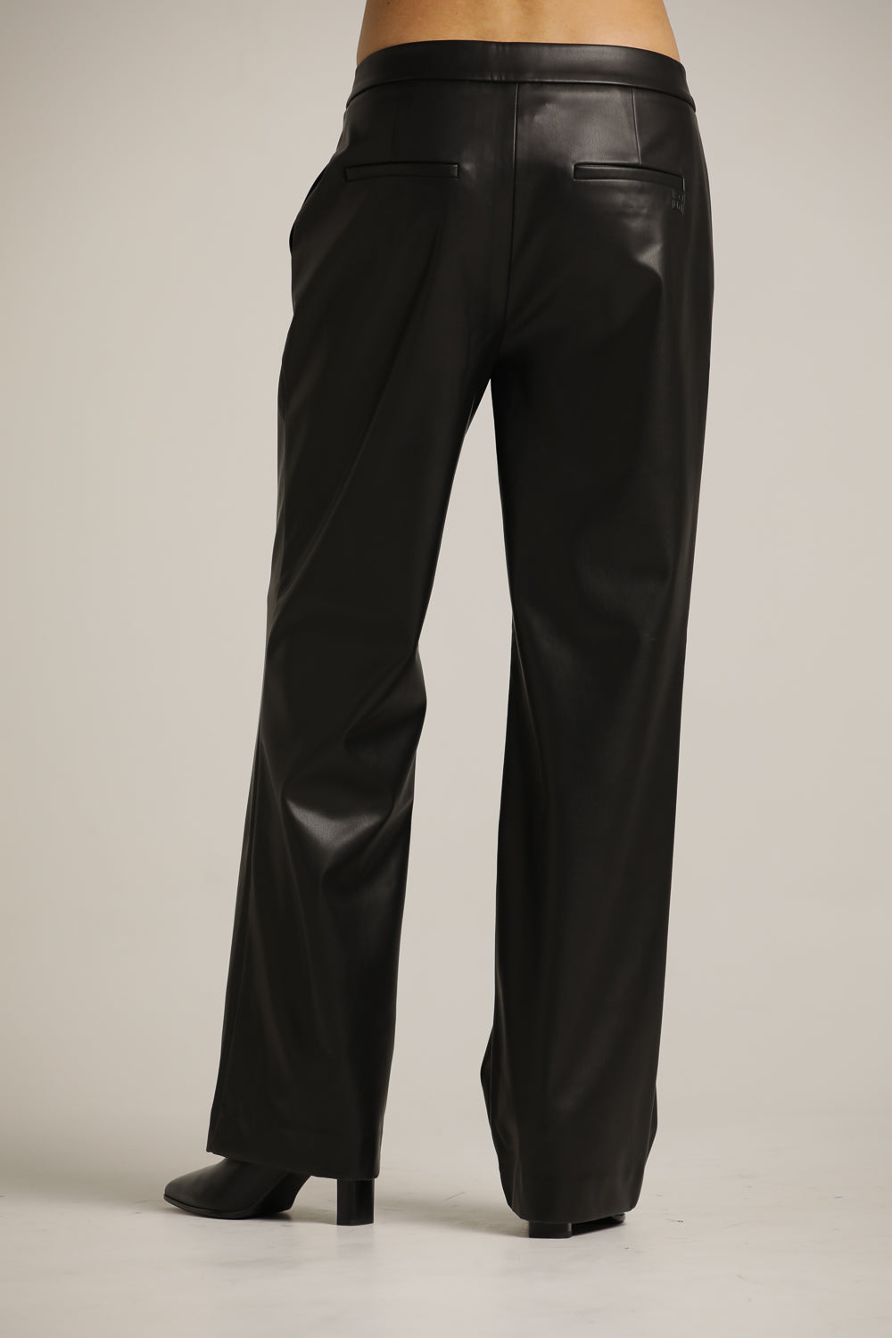 Elegant Pants In  Faux Leather