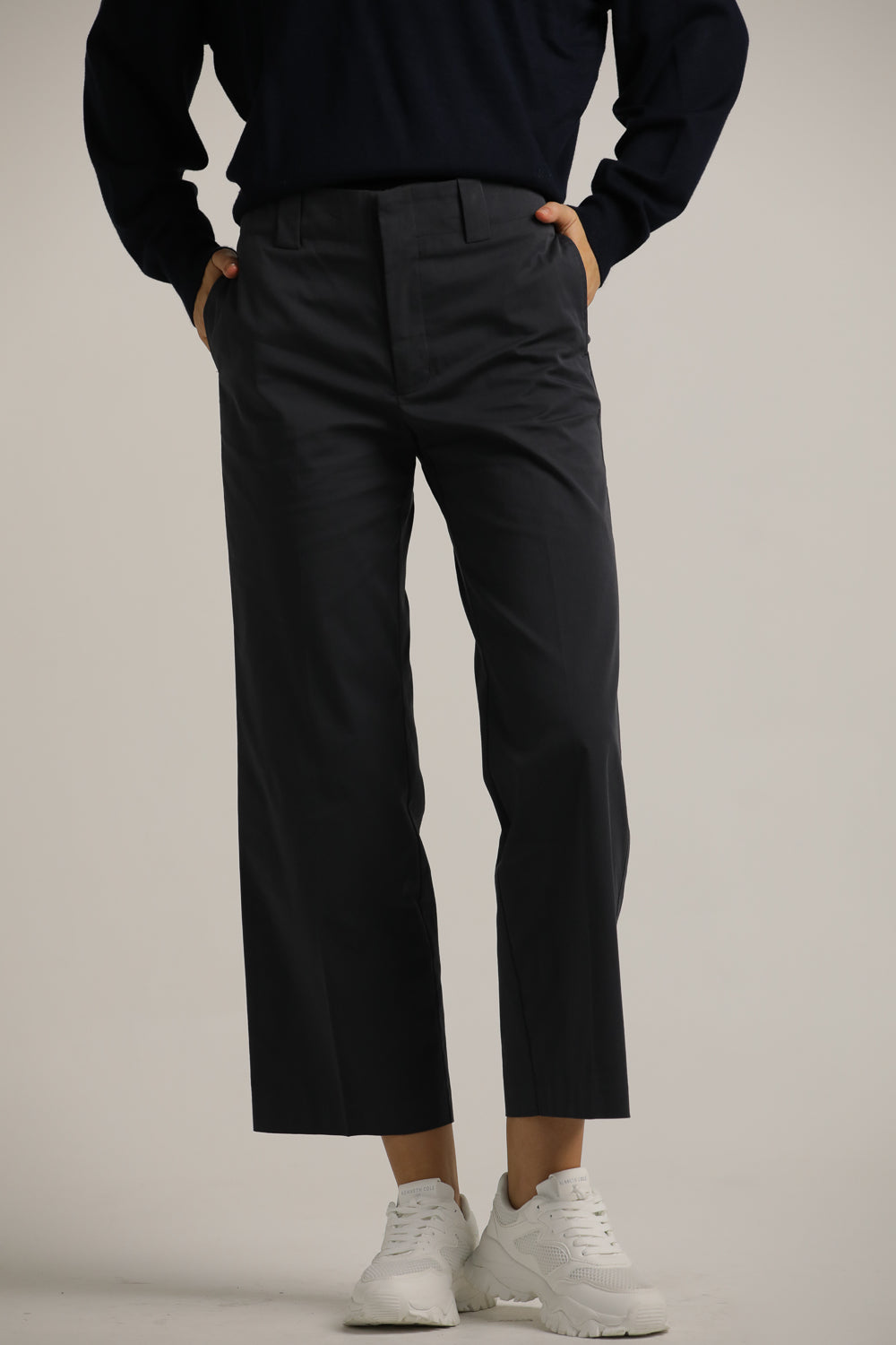 Classic Straight Pants With Hem