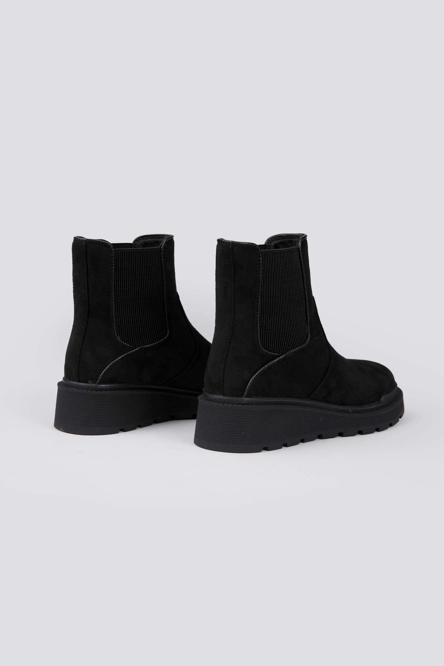 Ankle Boots, Elastic Side Panels, Rubber Sole.