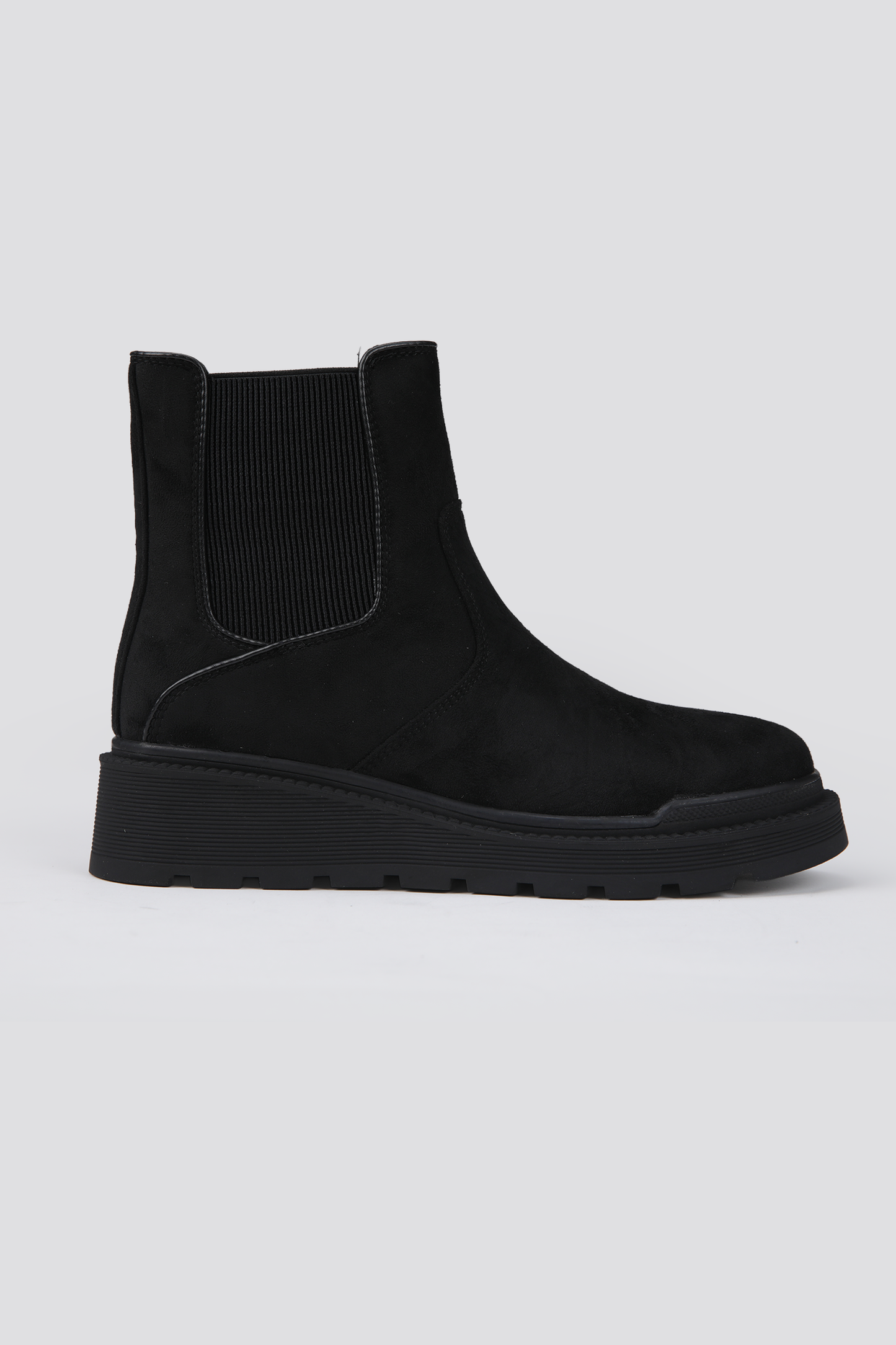 Ankle Boots, Elastic Side Panels, Rubber Sole.