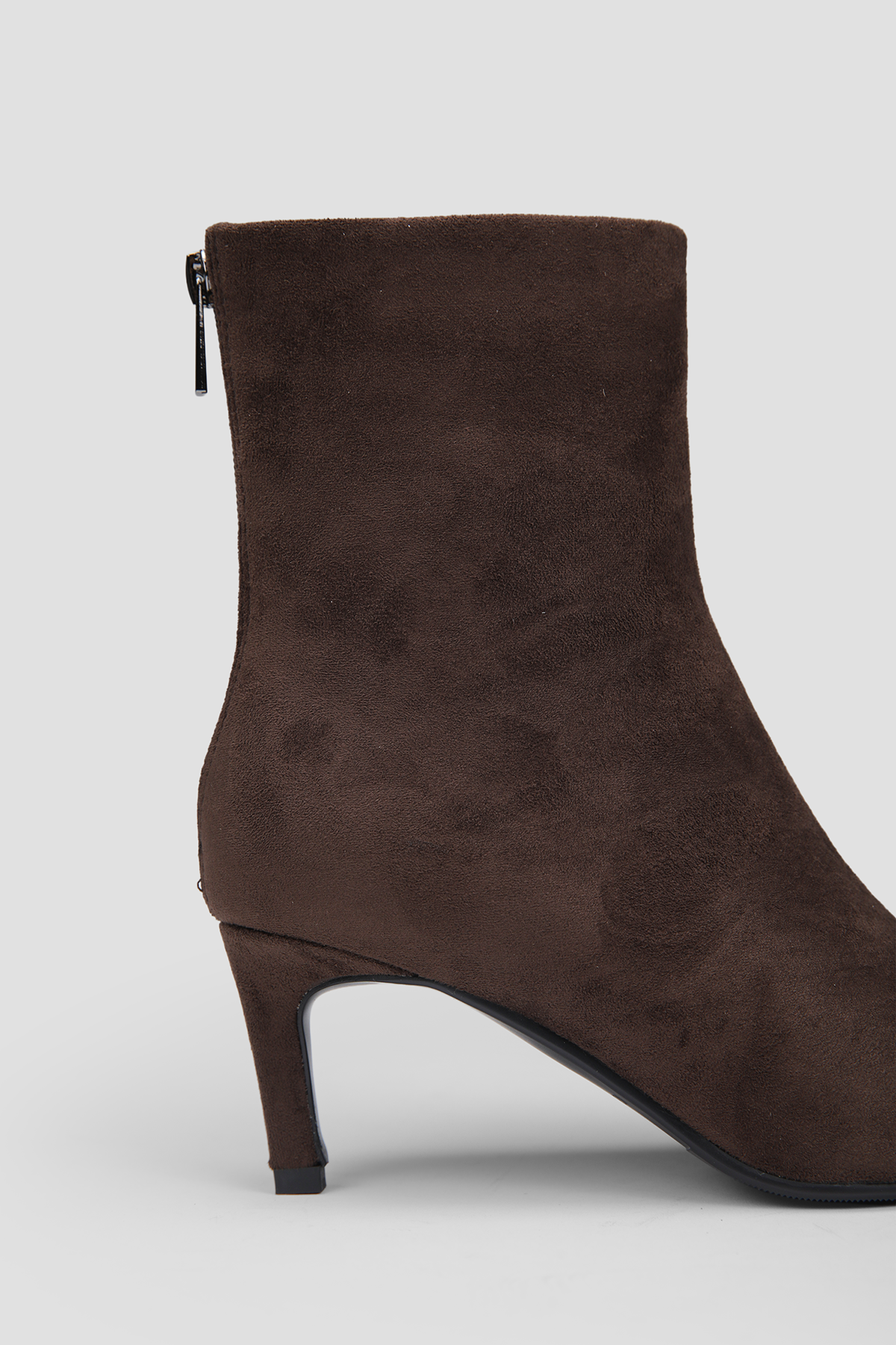 Ankle Boots, Back Zipper, Rubber Sole.