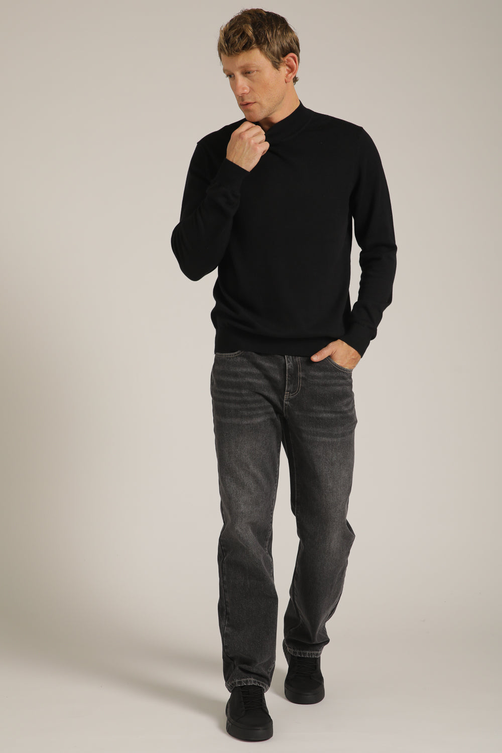 Turtleneck Knit Top