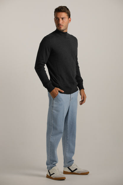 Turtleneck Fit Lightweight Knit