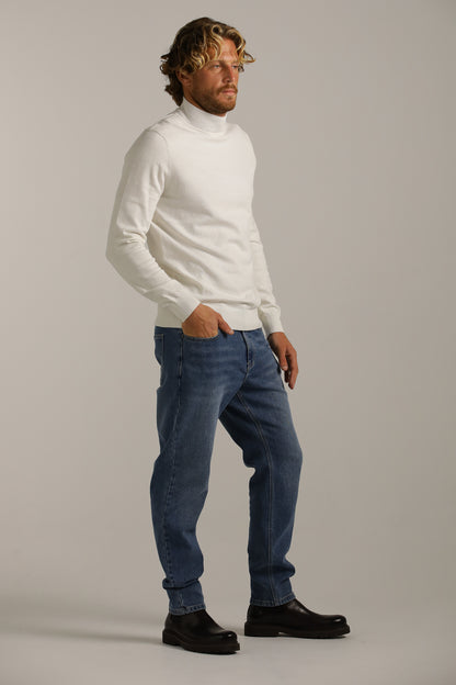 Turtleneck Fit Lightweight Knit