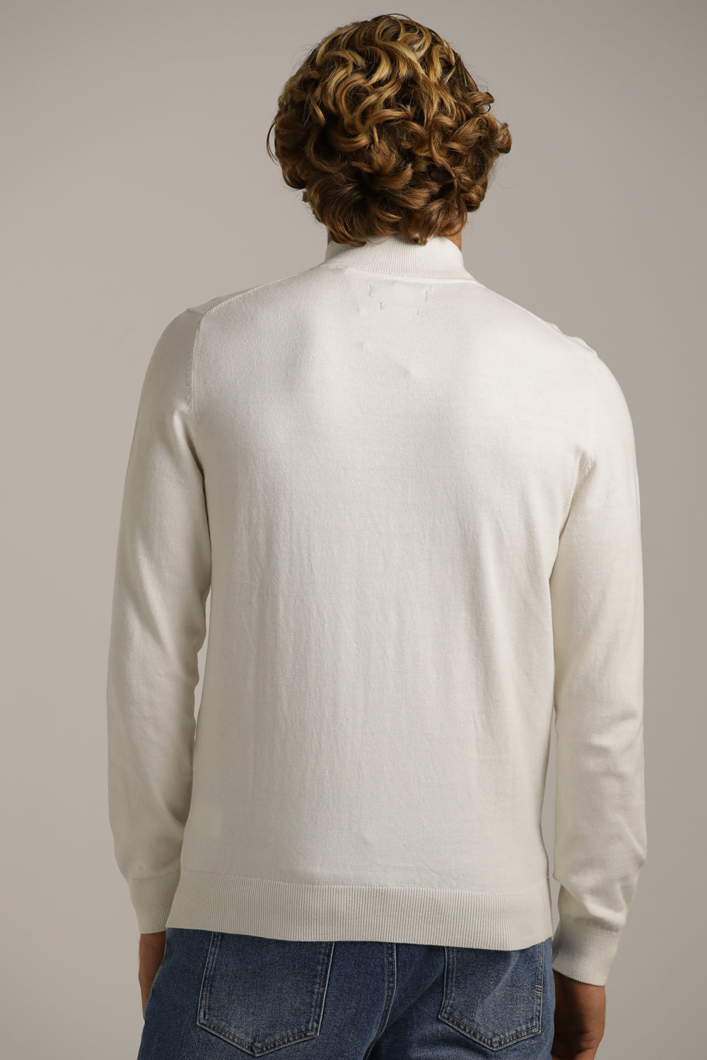 Turtleneck Fit Lightweight Knit