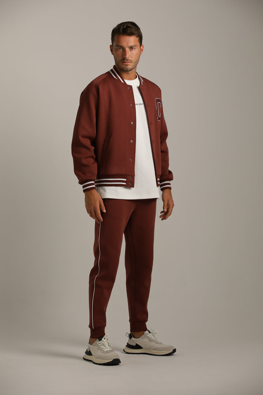 Tapered Fit Jogger Pants With Side Stripe
