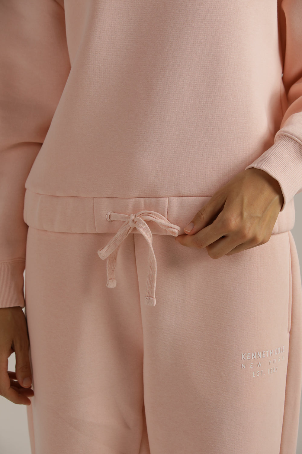  Cropped Sweatshirt
