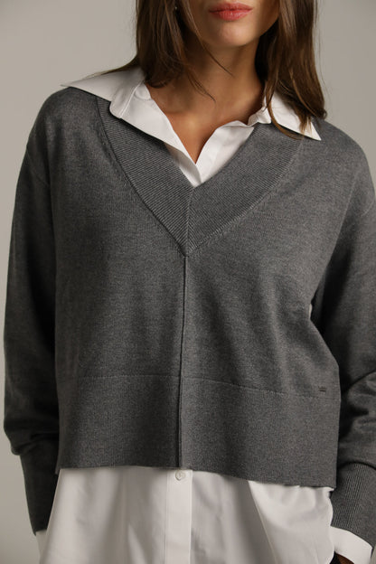 Cropped V-Neck Knit