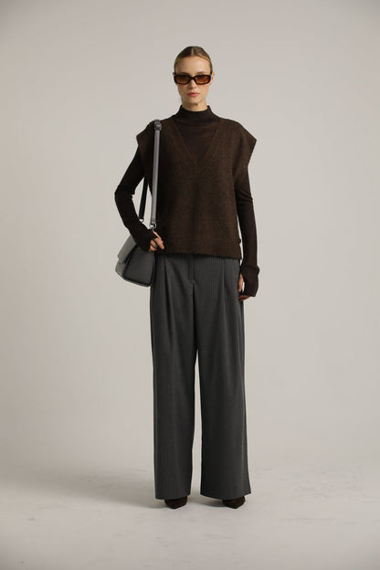 Sleeveless Ribbed Knitted Vest